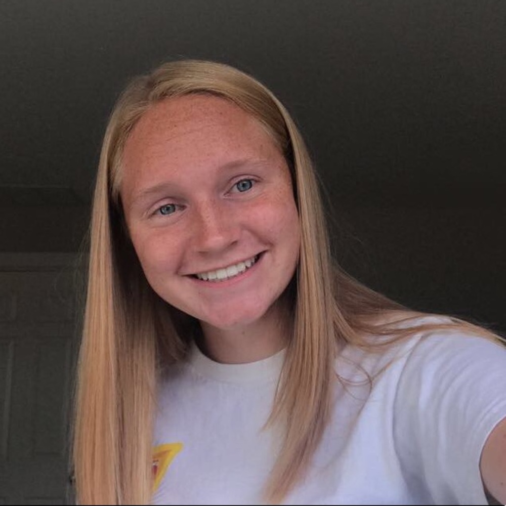 Meet your Posher, Natalie